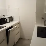 Monteurwohnung Mit 2 Schlafzimmern, Kueche, Bad Котбус