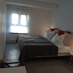 Monteurwohnung Mit 2 Schlafzimmern, Kueche, Bad Котбус