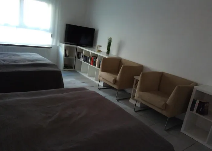 Monteurwohnung Mit 2 Schlafzimmern, Kueche, Bad *